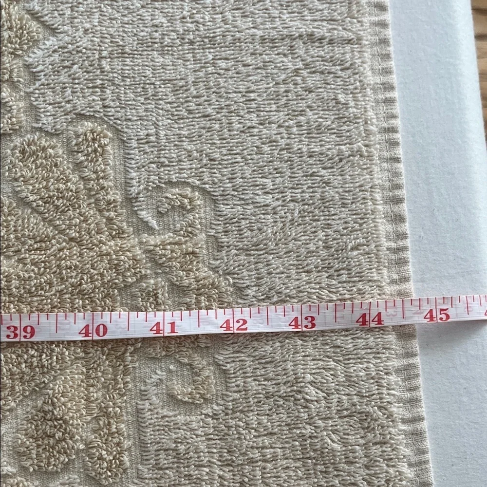 Vintage Fieldcrest Cotton Towel Beige Jacquard Floral Pattern mid century retro